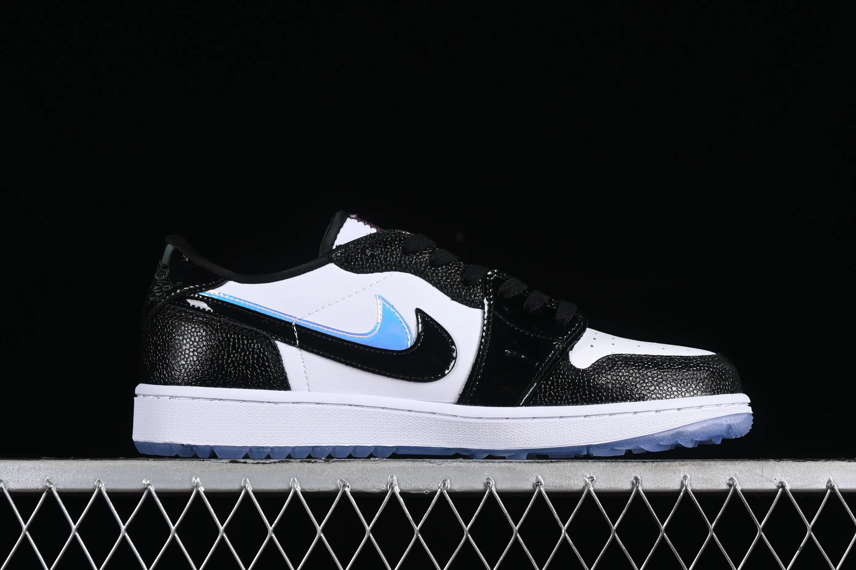 All categories Air Jordan Jordan series basketball shoes Air Jordan 1 Low Z version Air Jordan 1 Low Golf AJ1 Joe 1 new golf version laser patent leather black double hook FZ4159-100